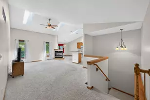 533 Brant Cir, Dekalb, IL 60115 - Photo 6