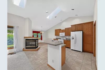 533 Brant Circle #533, Dekalb, IL 60115 - Photo 8