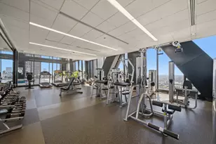 175 E Delaware Pl, Chicago, IL 60611 - Photo 18