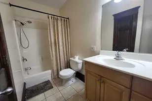 107 E 1st St, Streator, IL 61364 - Photo 6