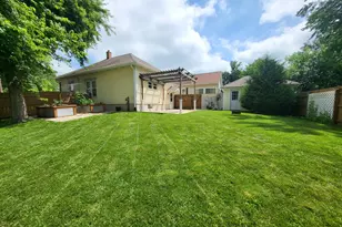 107 E 1st St, Streator, IL 61364 - Photo 12