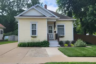 107 E 1st St, Streator, IL 61364 - Photo 16
