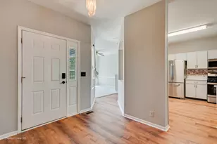 404 Cascade Ln, Oswego, IL 60543 - Photo 10