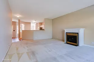 404 Cascade Ln, Oswego, IL 60543 - Photo 6