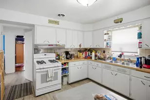 1216 N Northwest Hwy, Park Ridge, IL 60068 - Photo 4