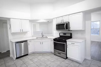 2866 Stonewater Drive #2866, Naperville, IL 60564 - Photo 6