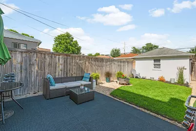 1745 N Oak Park Avenue, Chicago, IL 60707 - Photo 16