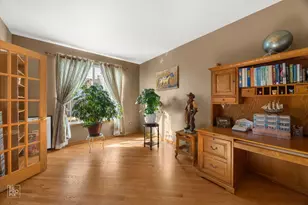 8 Fairfax Ct, Bolingbrook, IL 60490 - Photo 12