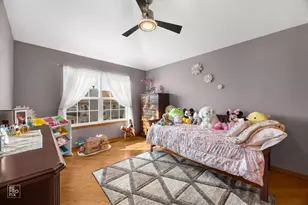 8 Fairfax Ct, Bolingbrook, IL 60490 - Photo 24