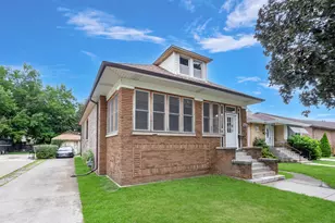 9419 S 54th Ave, Oak Lawn, IL 60453 - Photo 1