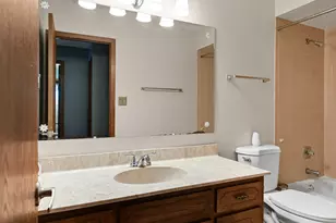 4011 W 97th St, Oak Lawn, IL 60453 - Photo 12