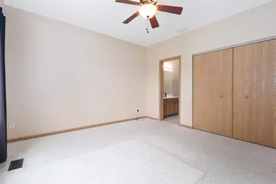 750 Bayles Drive, Romeoville, IL 60446 - Photo 14