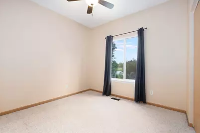 750 Bayles Drive, Romeoville, IL 60446 - Photo 8