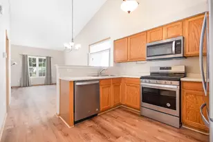 750 Bayles Dr, Romeoville, IL 60446 - Photo 6