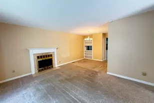 2851 Garden Dr, Lisle, IL 60532 - Photo 6