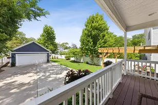 198 N Glenview Ave, Elmhurst, IL 60126 - Photo 32