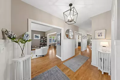 198 N Glenview Avenue, Elmhurst, IL 60126 - Photo 4
