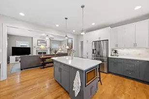 198 N Glenview Ave, Elmhurst, IL 60126 - Photo 14