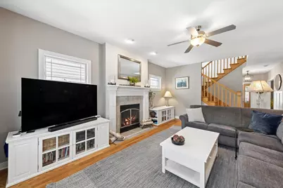 198 N Glenview Avenue, Elmhurst, IL 60126 - Photo 12