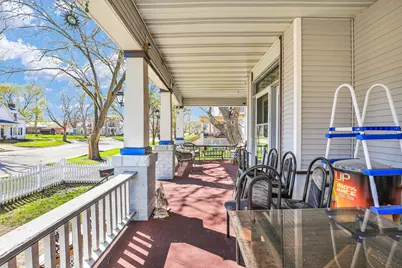 343 W Center Street, Paxton, IL 60957 - Photo 4