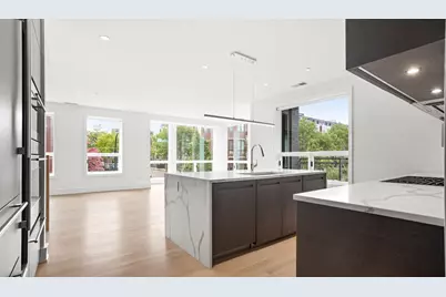 2611 N Hermitage Avenue #217, Chicago, IL 60614 - Photo 2