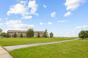 407 Bluegrass Pkwy, Oswego, IL 60543 - Photo 26