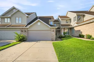 150 Harper Ln, Lemont, IL 60439 - Photo 2