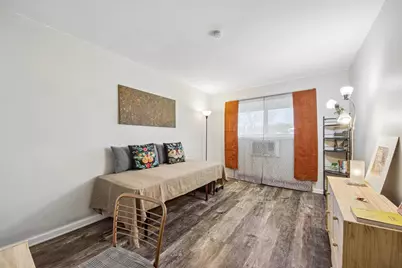 800 E Old Willow Road #208, Prospect Heights, IL 60070 - Photo 10
