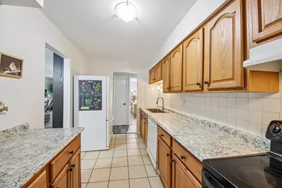 800 E Old Willow Road #208, Prospect Heights, IL 60070 - Photo 8