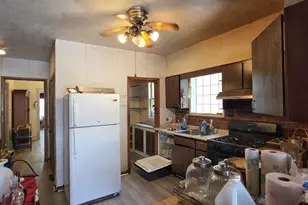 5020 W Dakin St, Chicago, IL 60641 - Photo 6