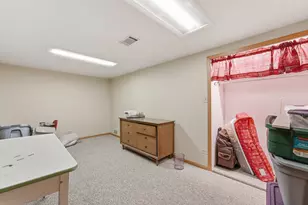 12640 S Tripp Ave, Alsip, IL 60803 - Photo 30