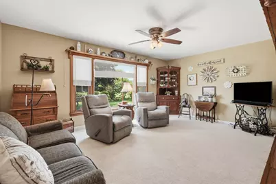 12640 S Tripp Avenue, Alsip, IL 60803 - Photo 6