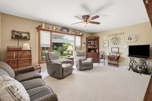 12640 S Tripp Ave, Alsip, IL 60803 - Photo 6