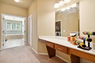 391 Lake Run Ln, North Aurora, IL 60542 - Photo 18