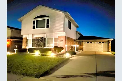 16967 82nd Avenue, Tinley Park, IL 60477 - Photo 1