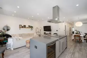 5746 N Washtenaw Ave, Chicago, IL 60659 - Photo 6