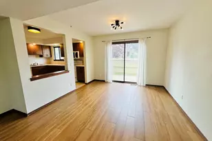 1212 Lancaster Dr, Champaign, IL 61821 - Photo 12