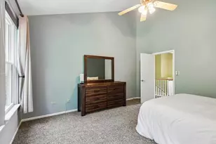 442 Harbor Dr, Carpentersville, IL 60110 - Photo 14