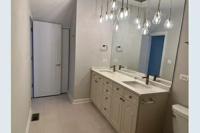 708 N Orleans Street #A, Chicago, IL 60654 - Photo 12