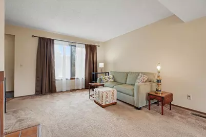 1214 Lancaster Drive #1214, Champaign, IL 61821 - Photo 10