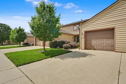1214 Lancaster Drive #1214, Champaign, IL 61821 - Photo 32