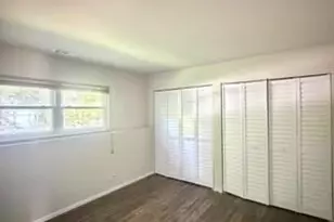 300 Aster Ct, Aurora, IL 60504 - Photo 10