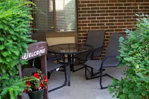 437 Cavalier Ct, West Dundee, IL 60118 - Photo 2