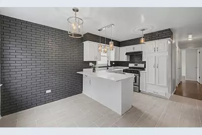 [Address not provided], Chicago, IL 60628 - Photo 8