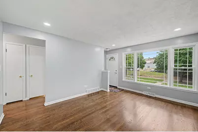 [Address not provided], Chicago, IL 60628 - Photo 4