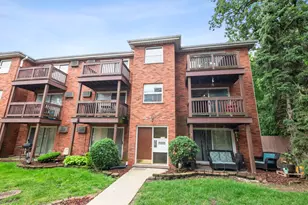 14840 Ketelaar Dr, Midlothian, IL 60445 - Photo 1