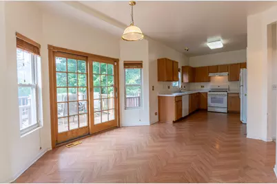 1944 Woodhaven Drive, Bartlett, IL 60103 - Photo 8