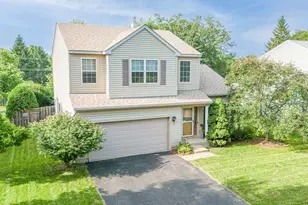 1944 Woodhaven Dr, Bartlett, IL 60103 - Photo 2
