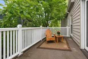 922 Ash St, Winnetka, IL 60093 - Photo 30