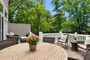 922 Ash St, Winnetka, IL 60093 - Photo 36